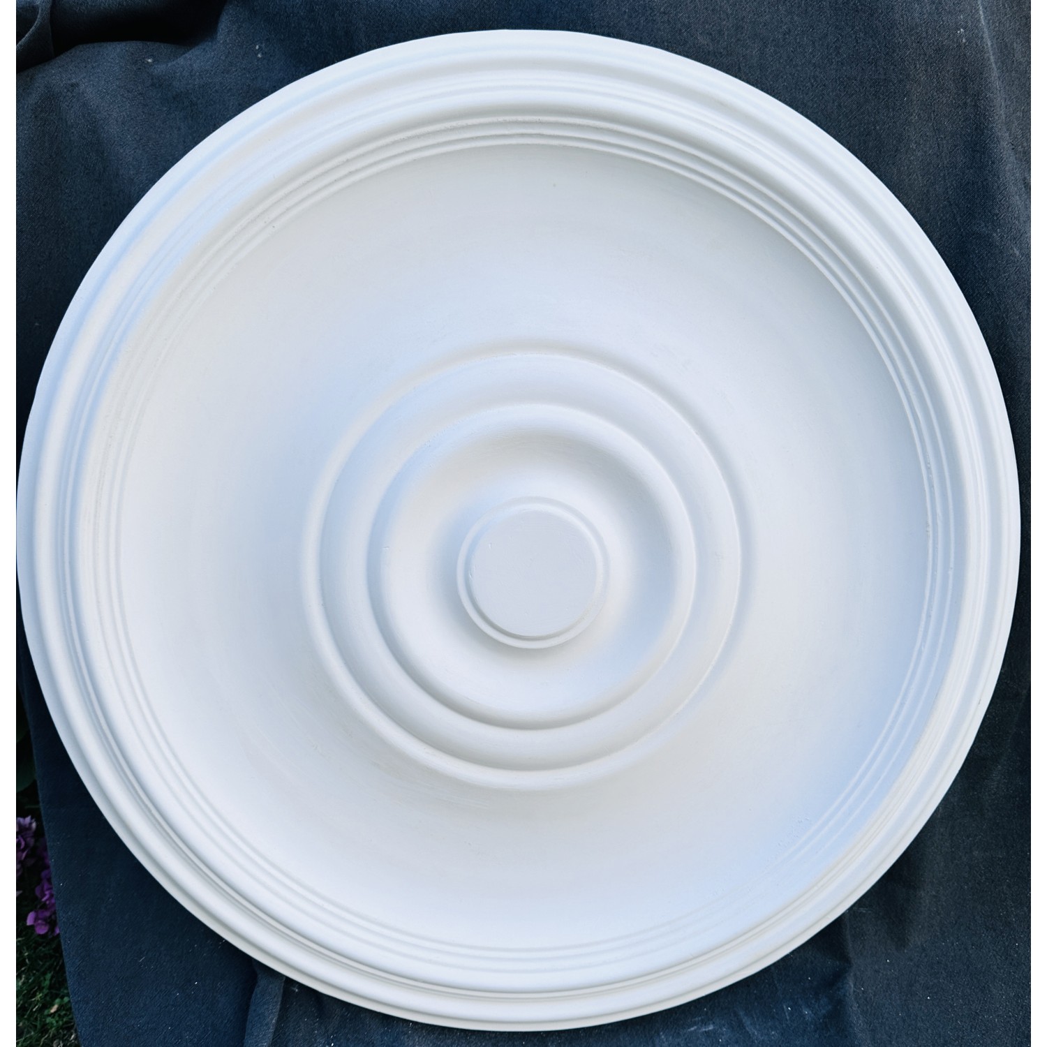  675mm Plain Ceiling Rose 